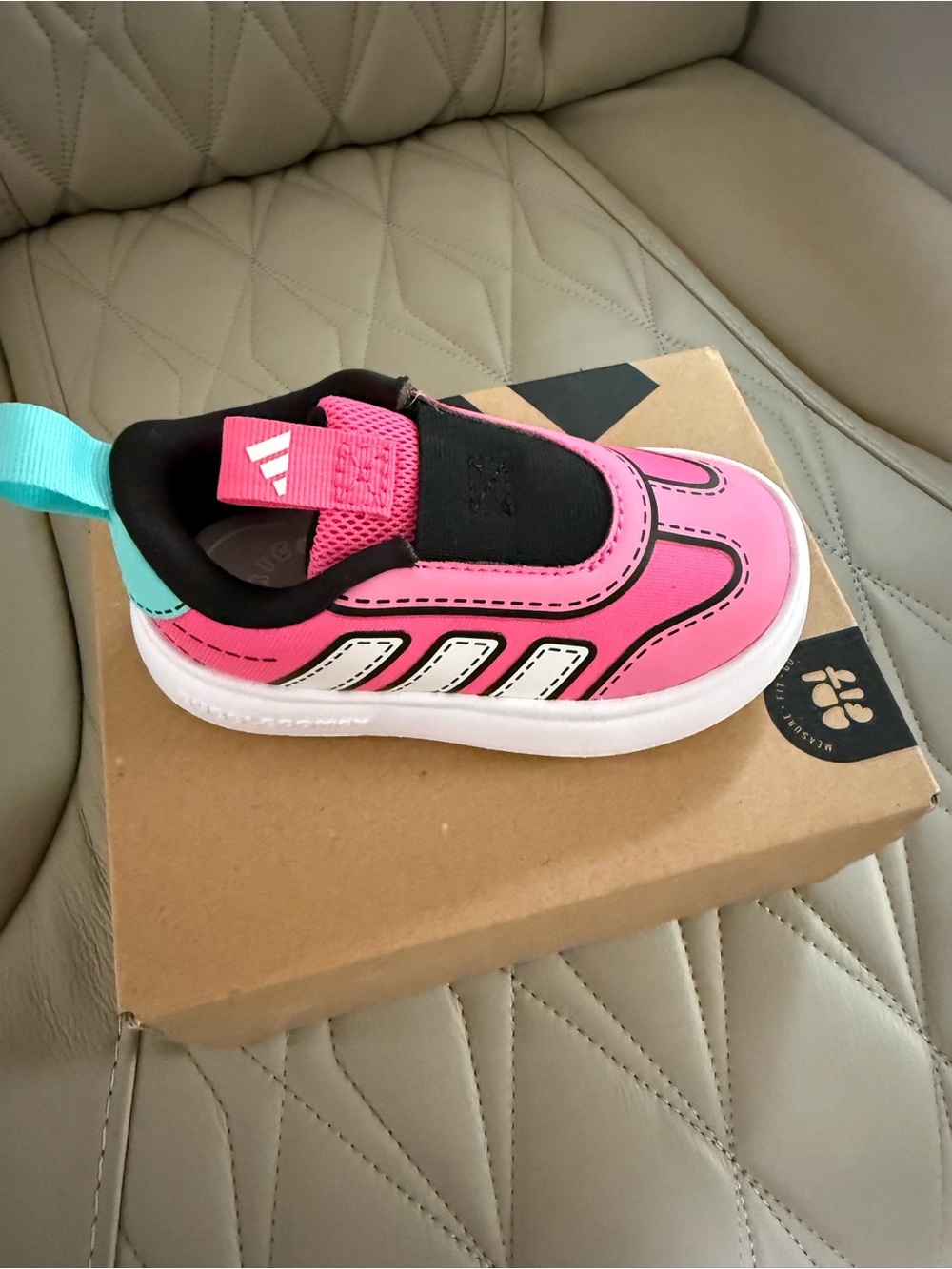 Adidas Unisex Bubblecomfy Comic Kids’ Sneakers Pink and Teal Slip-On Sneakers